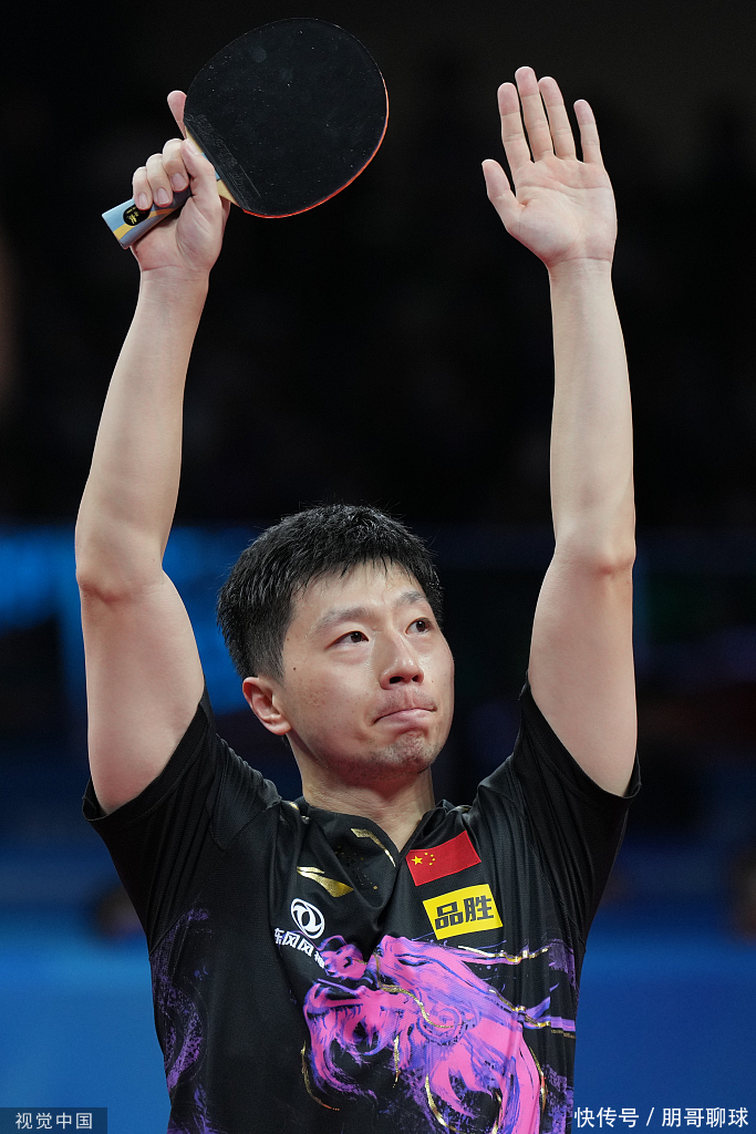 泳池救生比