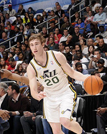 轻人看到了 轻人看到了