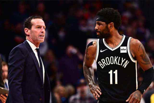 占据主动 占据主动