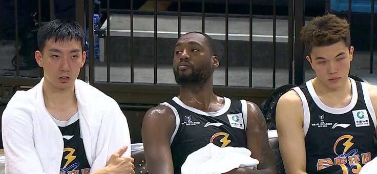 场实现中路 场实现中路